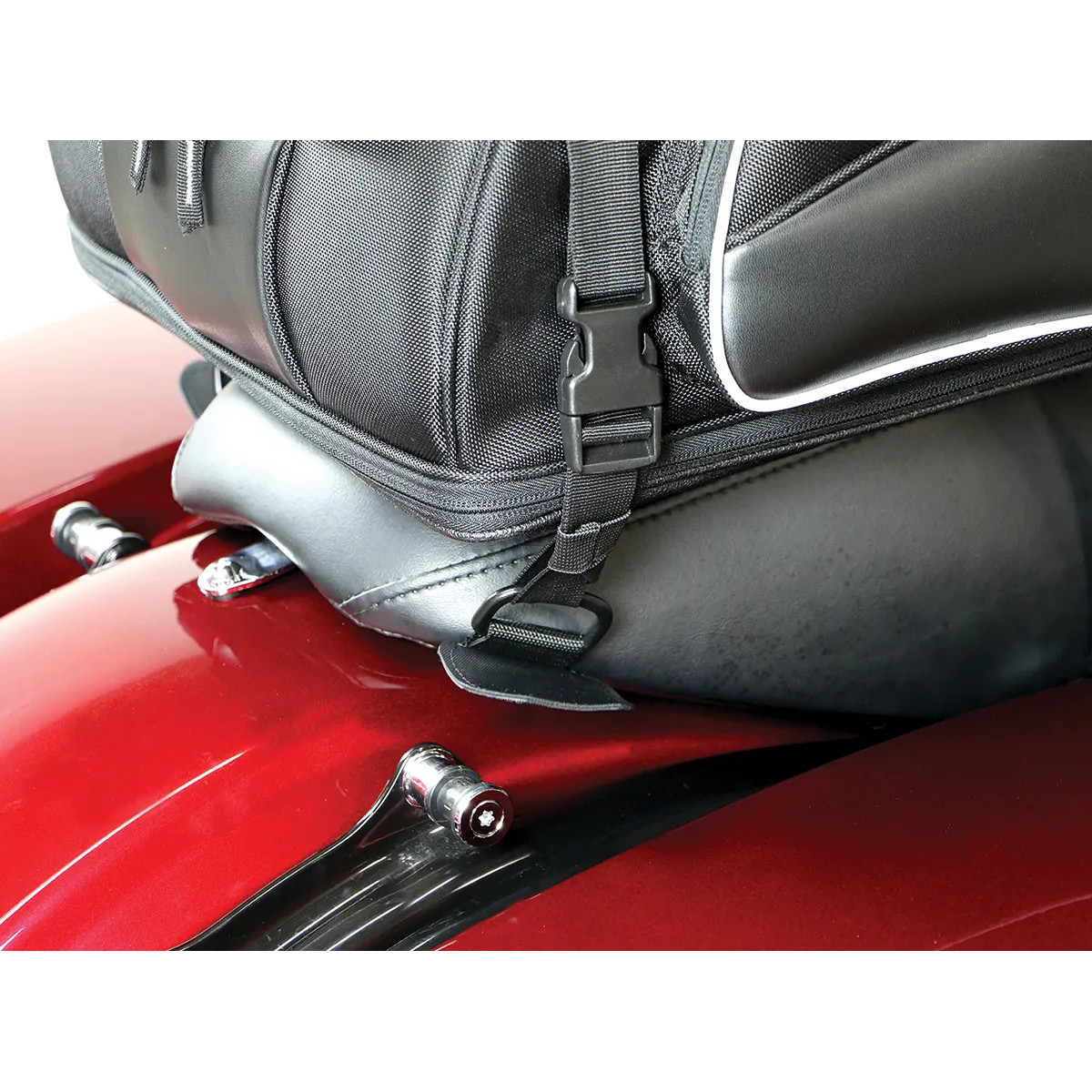 Usa - Under Seat Attachment Black