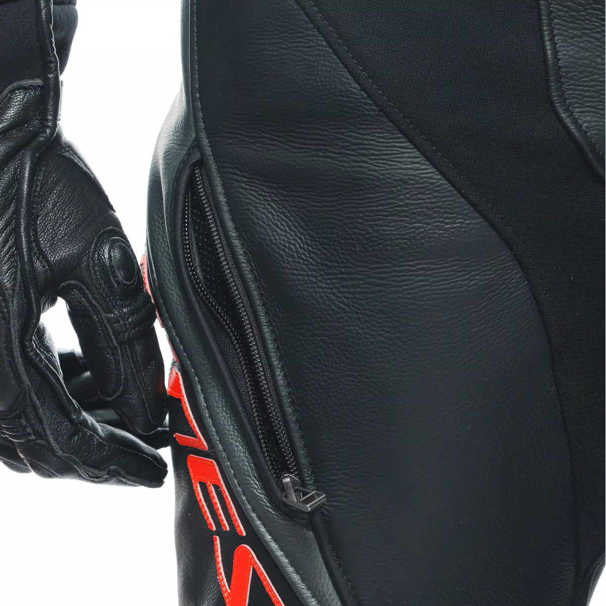 LAGUNA SECA 5 - MEN'S 2-PIECE MOTORCYCLE LEATHER SUIT