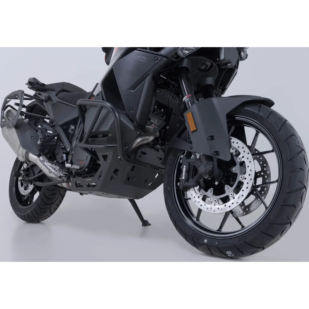 Engine Guard Black