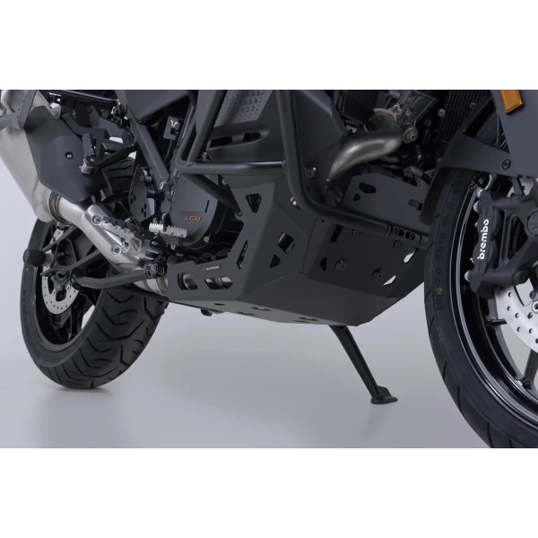 Engine Guard Black