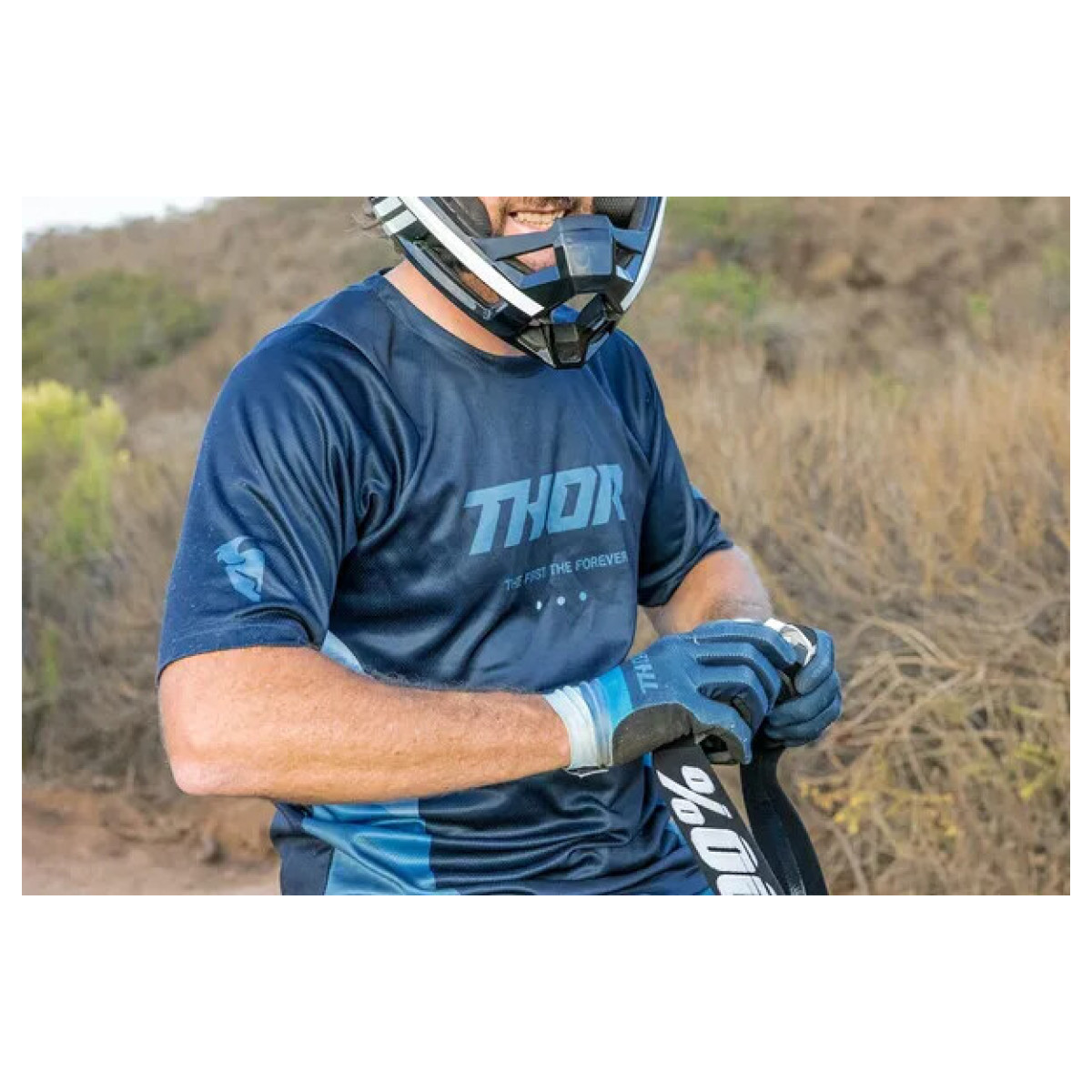 Assist React Gloves Blue, Black