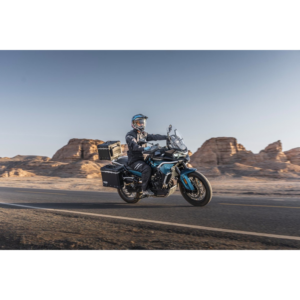 CFMOTO 800MT Explore ES 2026