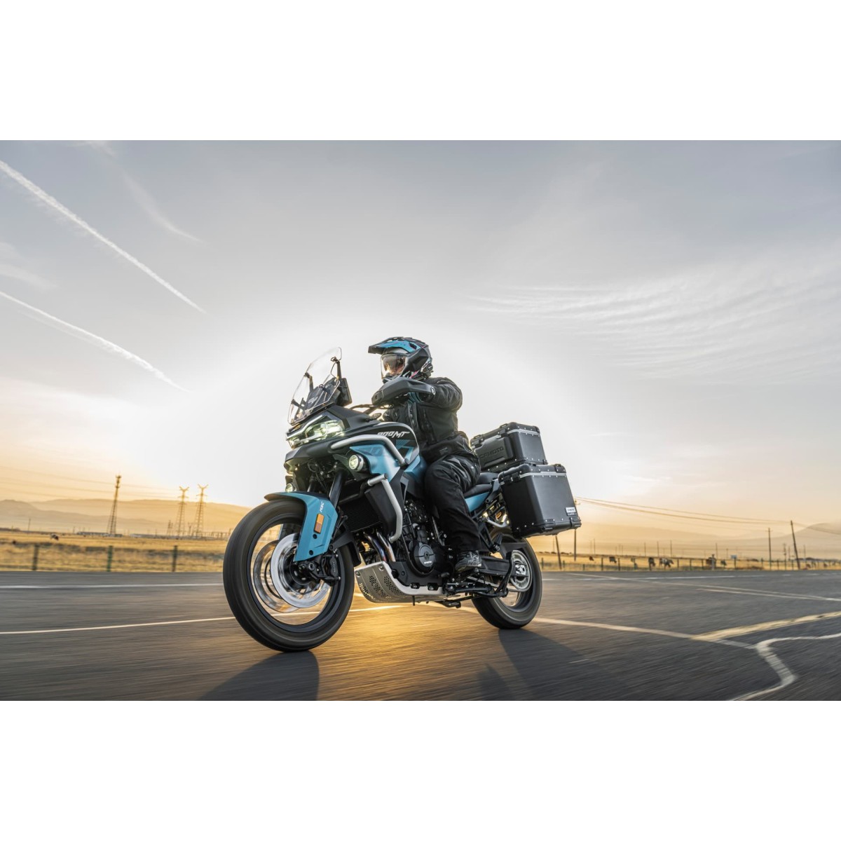 CFMOTO 800MT Explore ES 2026