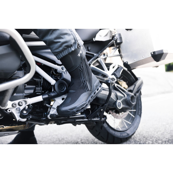 Cizme TCX Clima 2 Surround gore-tex negru - BikerShop.ro