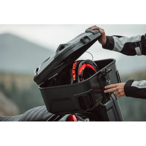 Dusc L Hard Case Black