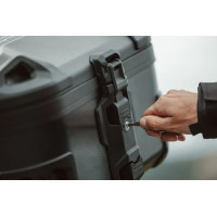 Dusc L Hard Case Black